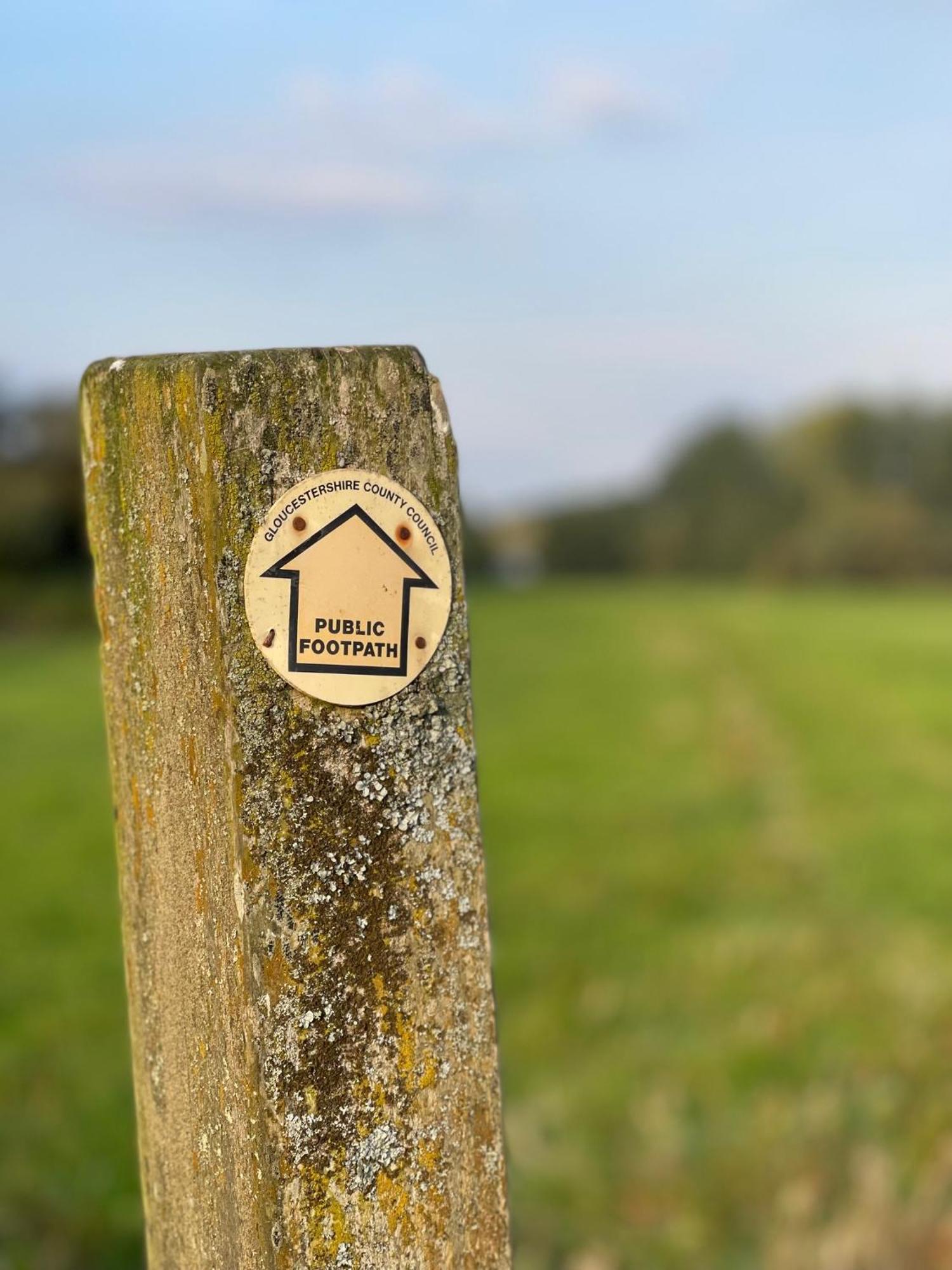 Severnside Boat And Caravan Park Gloucestershire - Caravan 1 Deerhurst المظهر الخارجي الصورة